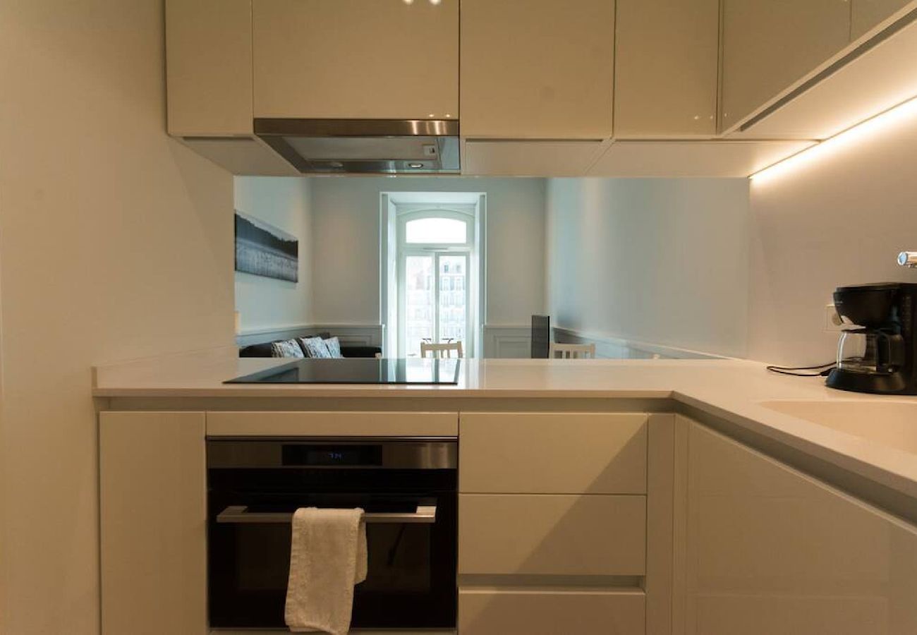 Apartment in Lisbon - Boulevard - Lisbon Landmark Apartment by Innkeeper 