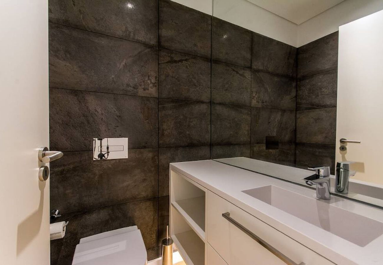 Apartment in Lisbon - Boulevard - Lisbon Landmark Apartment by Innkeeper 