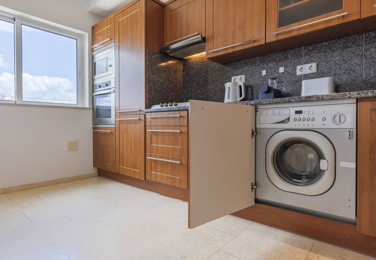 Apartment in Portimão - 2 Bedroom Relax in Alvor by Innkeeper 