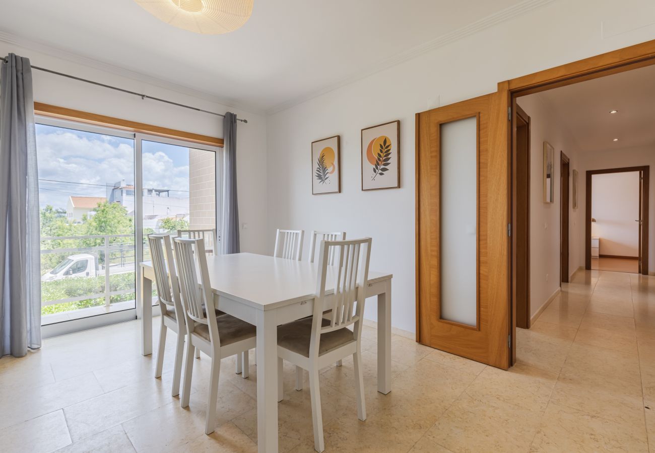 Apartment in Portimão - 2 Bedroom Relax in Alvor by Innkeeper 