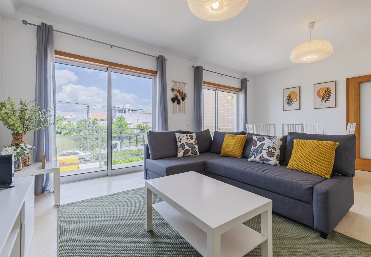 Apartment in Portimão - 2 Bedroom Relax in Alvor by Innkeeper 