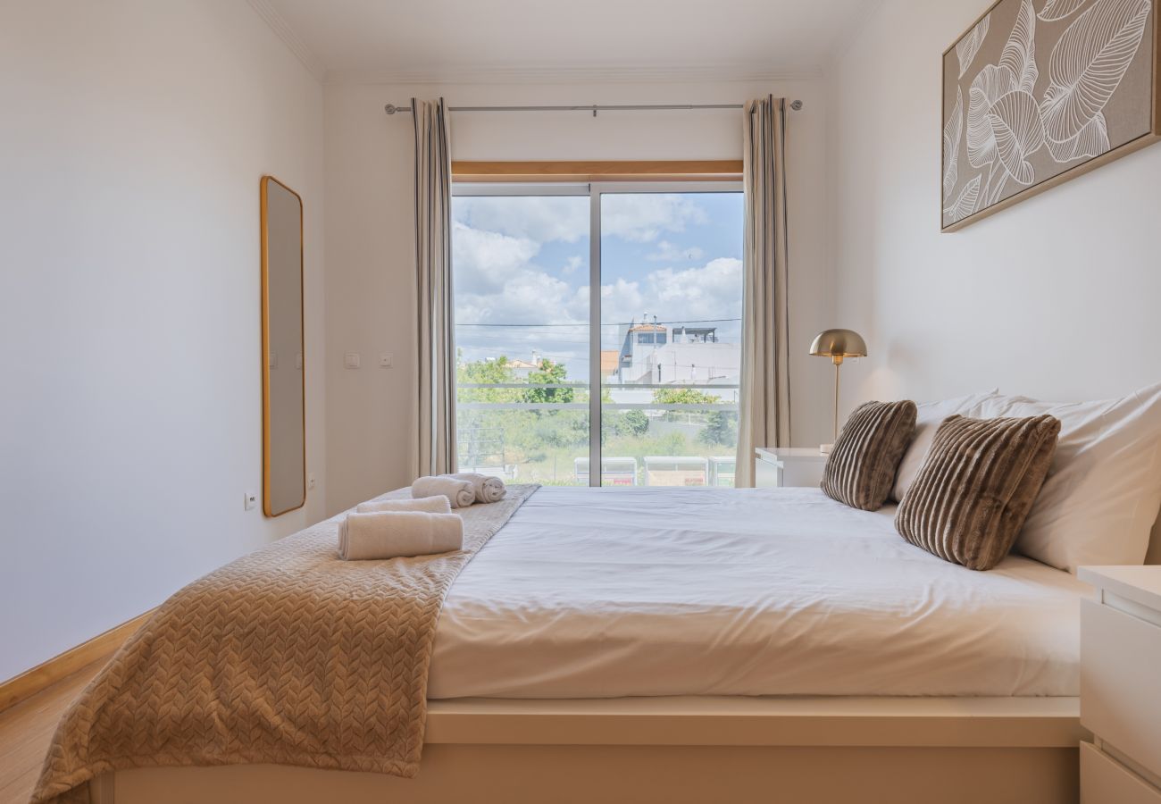 Apartment in Portimão - 2 Bedroom Relax in Alvor by Innkeeper 