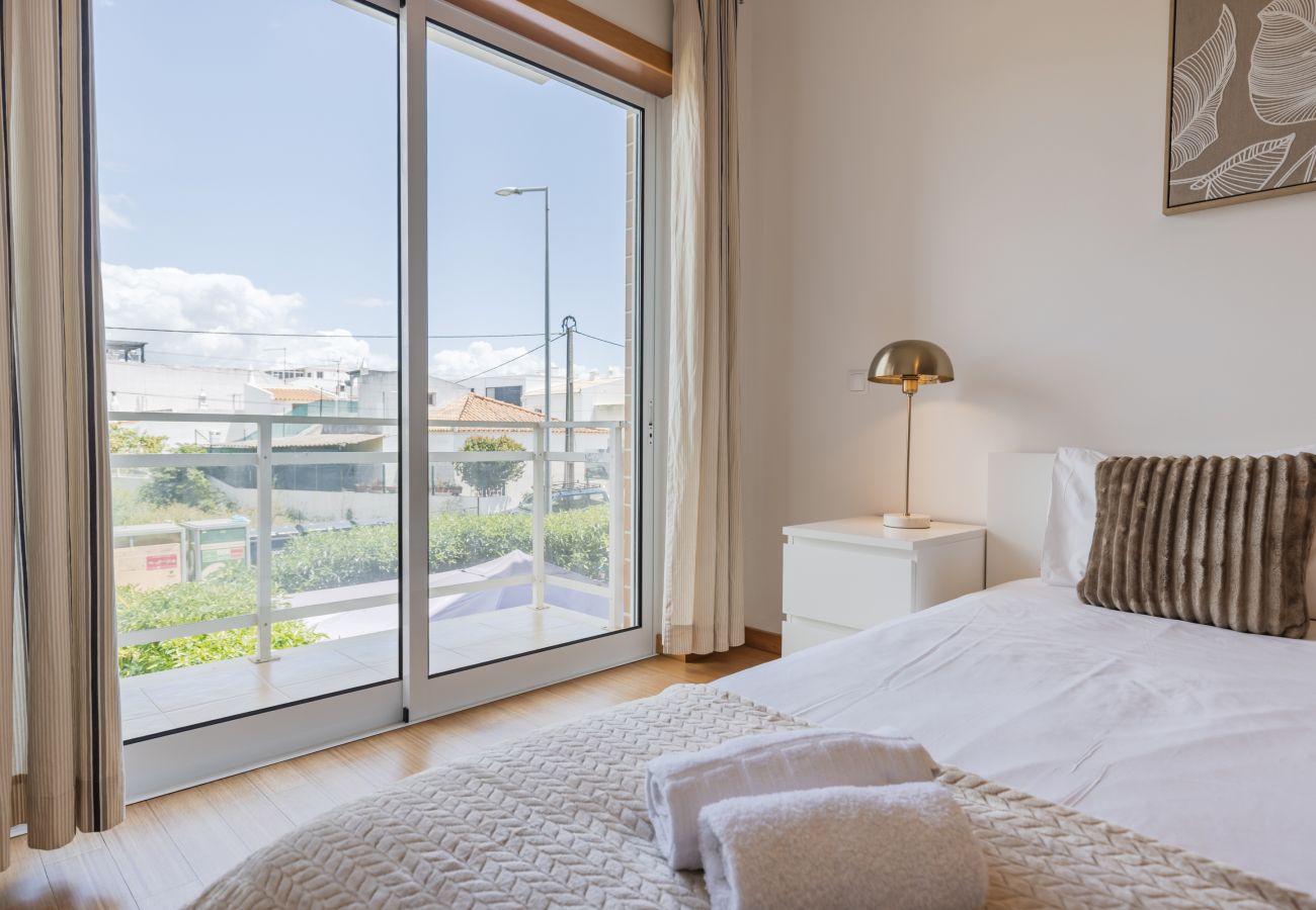Apartment in Portimão - 2 Bedroom Relax in Alvor by Innkeeper 