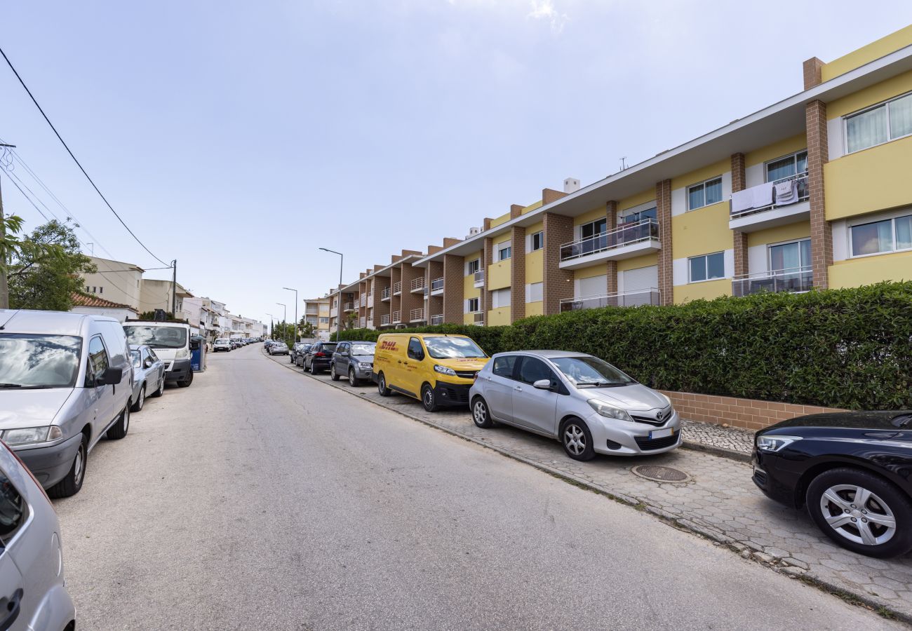 Apartment in Portimão - 2 Bedroom Relax in Alvor by Innkeeper 