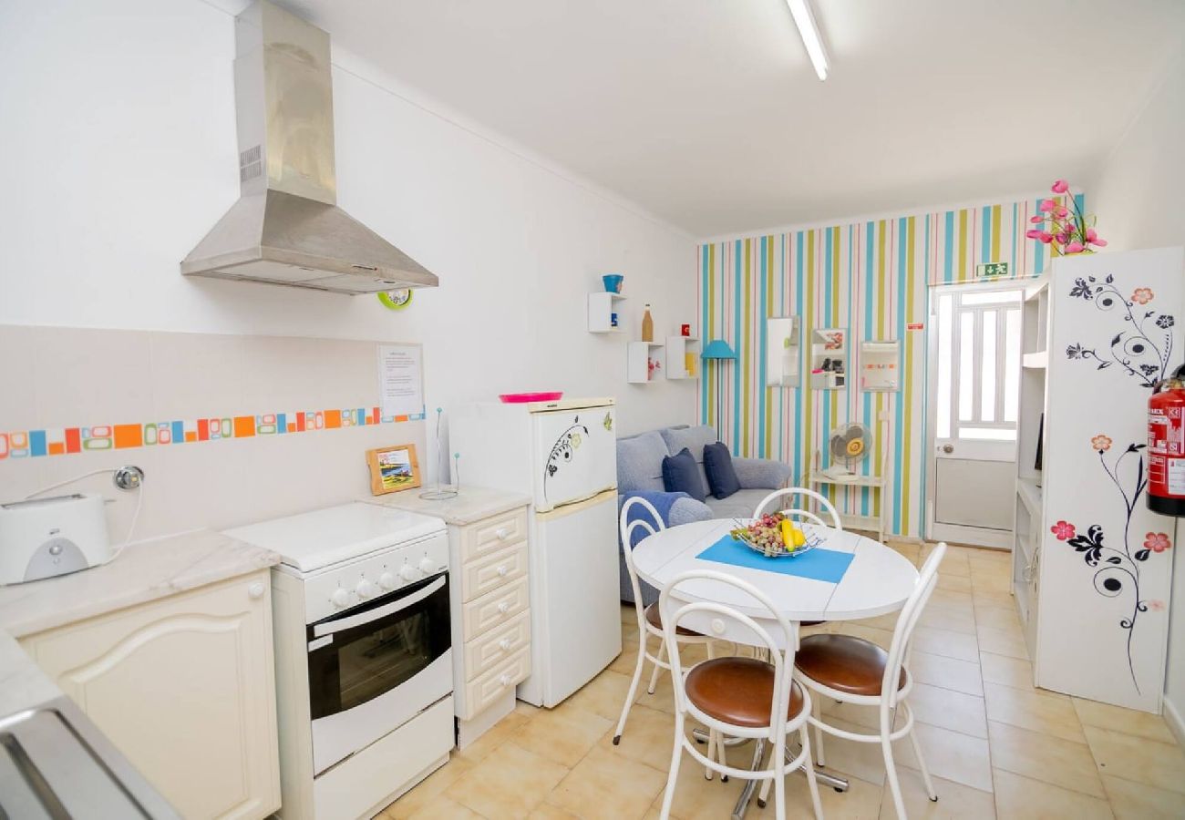 Apartment in Guia - Casinha I by Innkeeper 