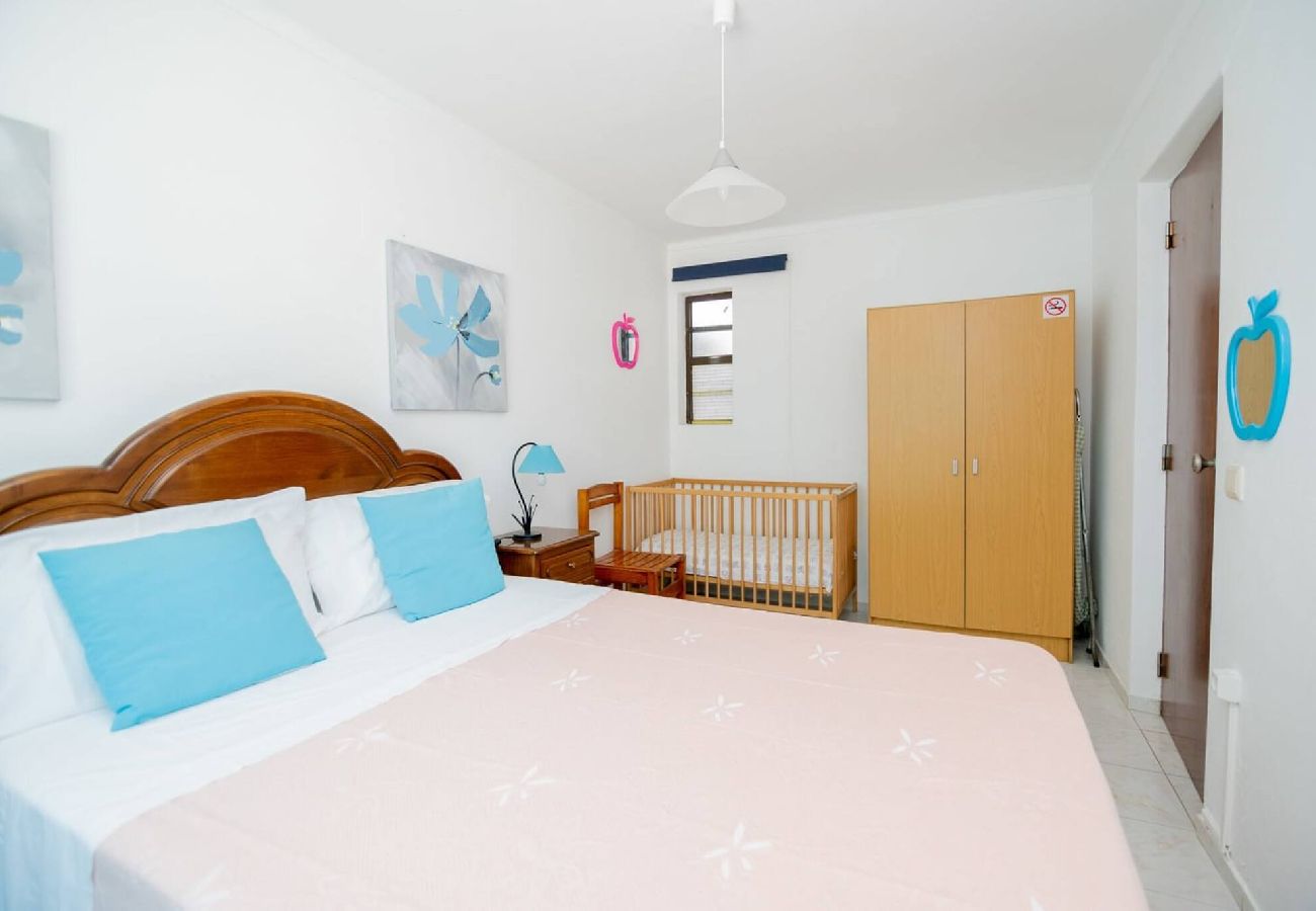 Apartment in Guia - Casinha I by Innkeeper 