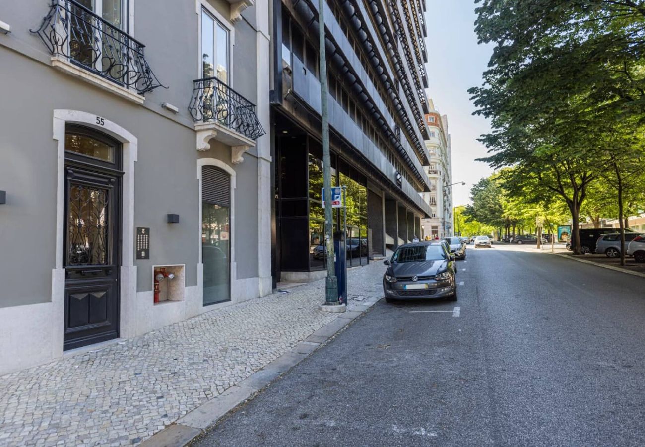 Apartment in Lisbon - Luxury Casal Ribeiro I by Innkeeper 