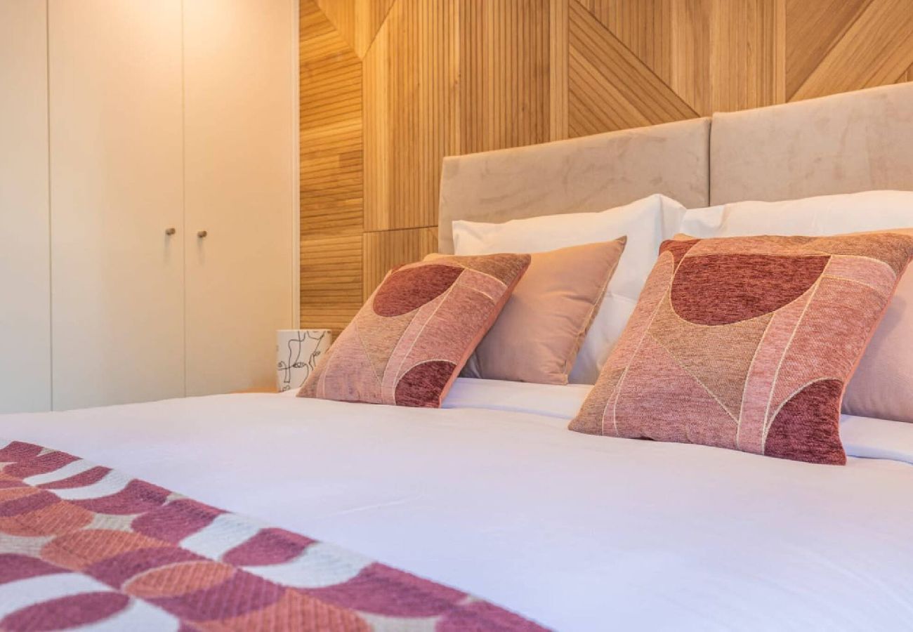 Apartment in Lisbon - Luxury Casal Ribeiro I by Innkeeper 