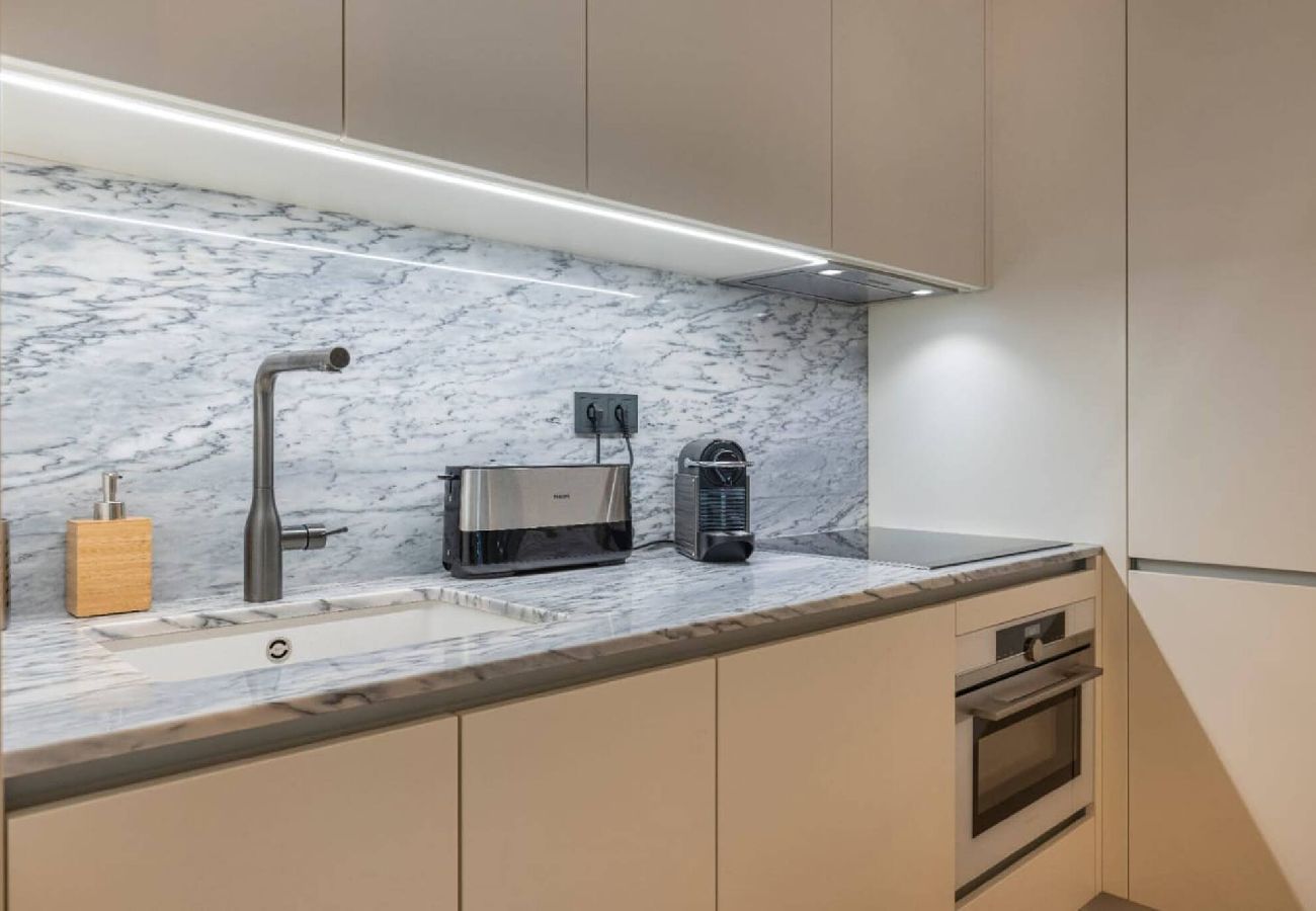 Apartment in Lisbon - Luxury Casal Ribeiro I by Innkeeper 