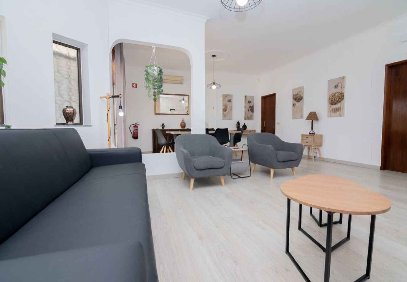 Villa in Guia - Estrela do Mar