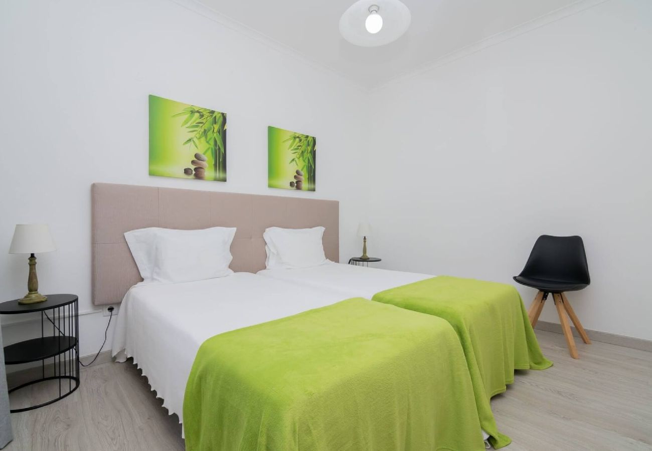 Villa in Guia - Estrela do Mar
