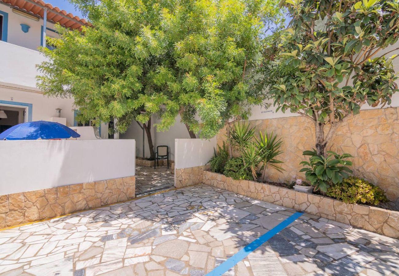 Apartment in Guia - Casinha IV by Innkeeper 