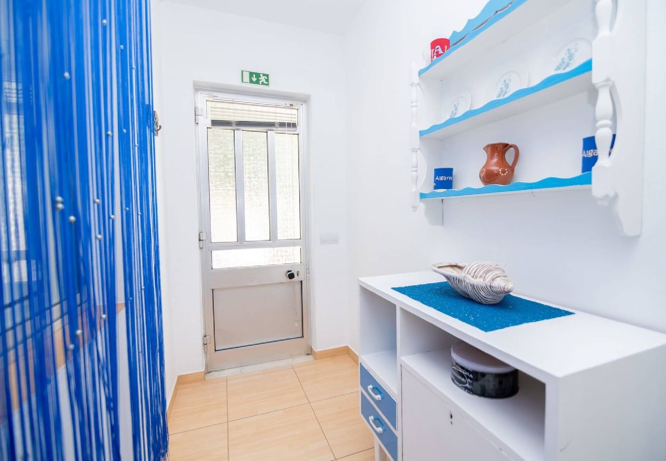 Apartment in Guia - Casinha IV by Innkeeper 