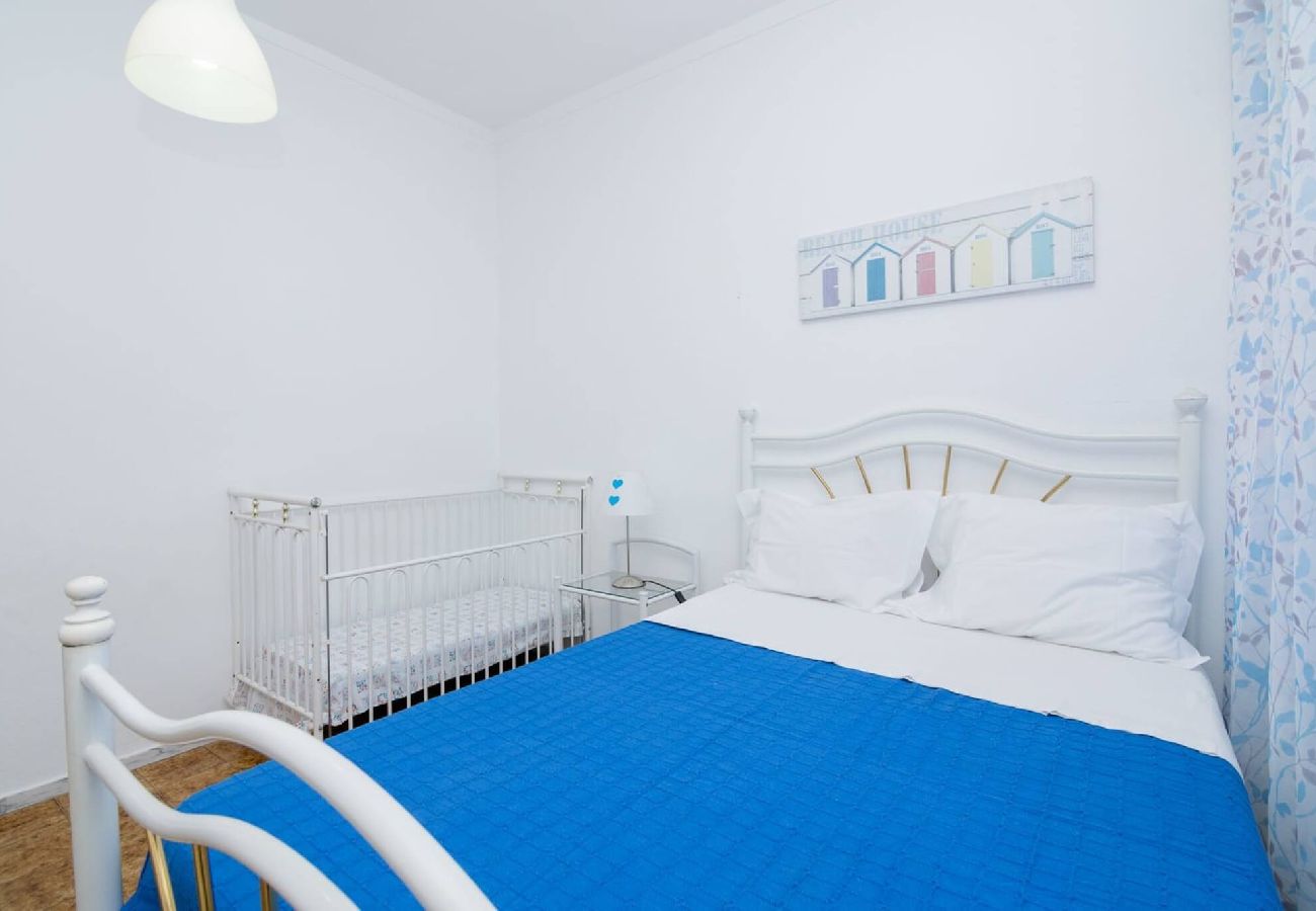 Apartment in Guia - Casinha IV by Innkeeper 