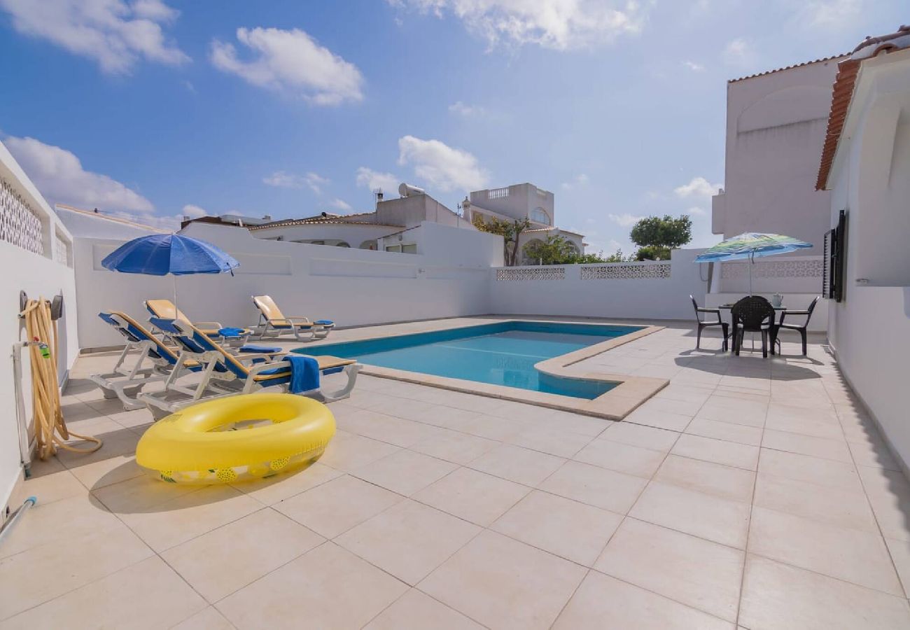 Villa in Guia - Avo Vitoria by Innkeeper 