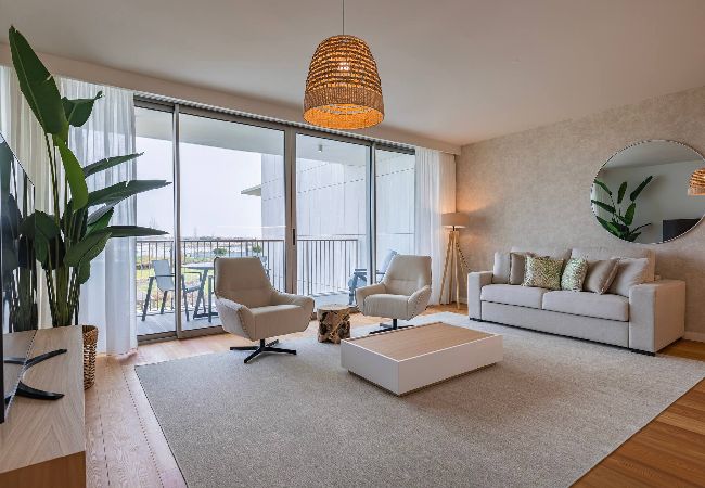 Apartment in Armação de Pêra - Coastal Bliss Apartment with Lagoon View