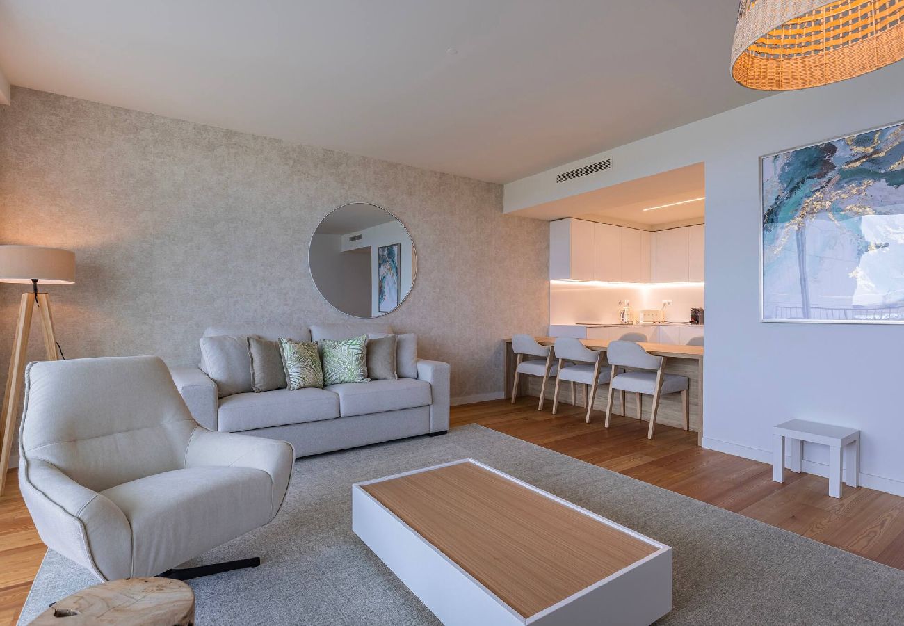 Apartment in Armação de Pêra - Coastal Bliss Apartment with Lagoon View