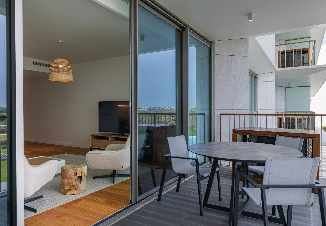 Apartment in Armação de Pêra - Coastal Bliss Apartment with Lagoon View
