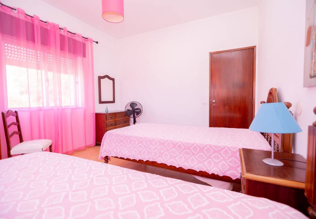 Apartment in Guia - Casinha VI by Innkeeper 