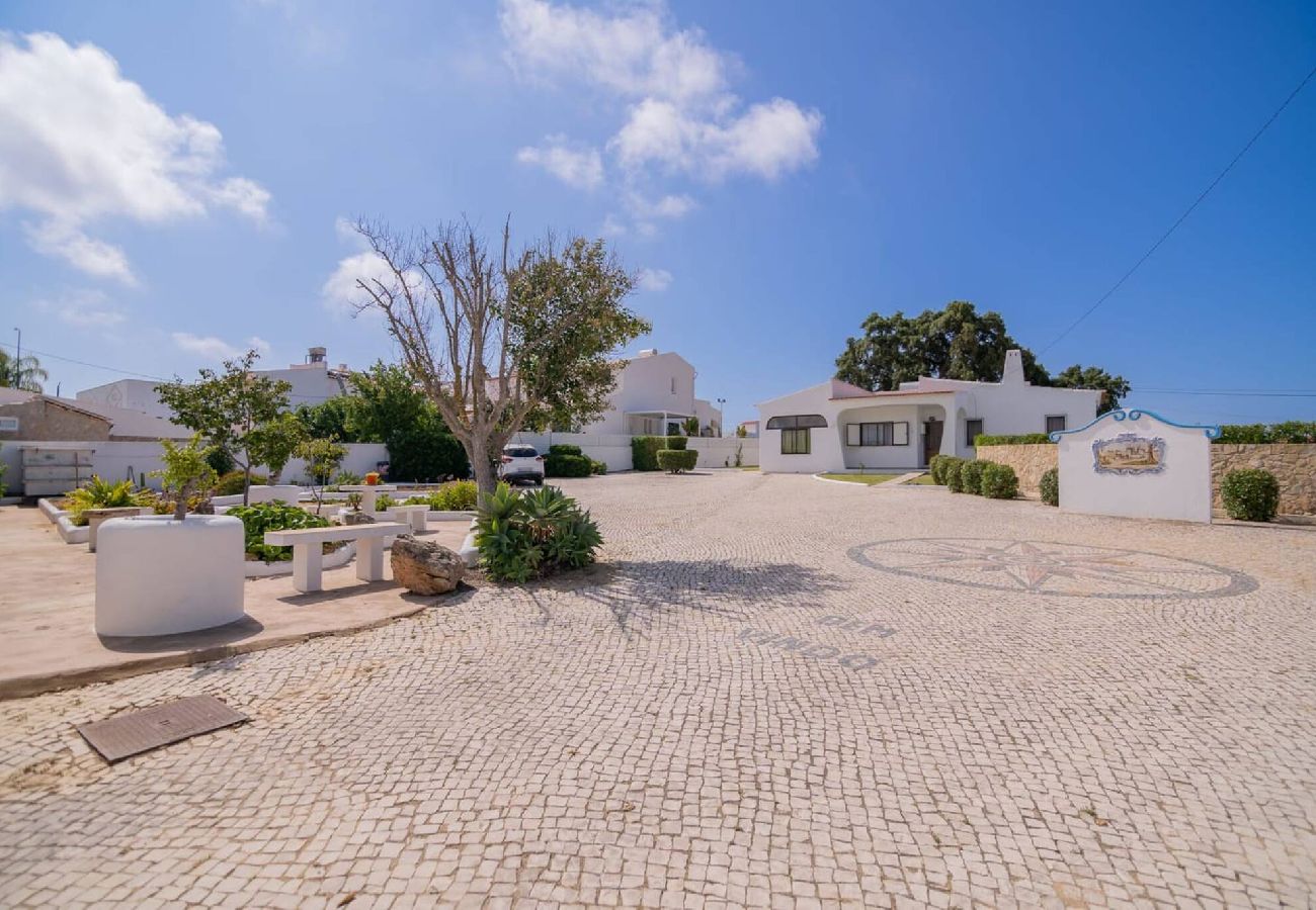 Villa in Guia - Rosa dos Ventos