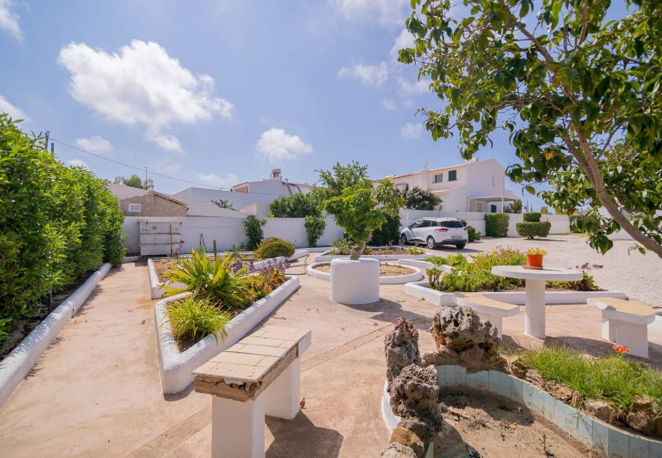 Villa in Guia - Rosa dos Ventos