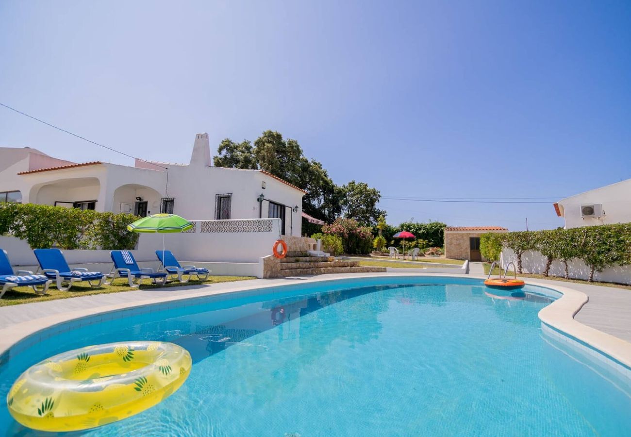 Villa in Guia - Rosa dos Ventos
