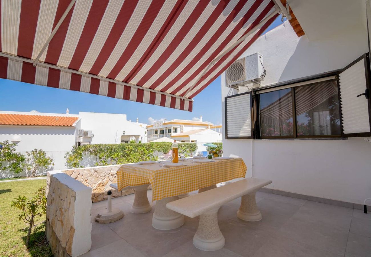 Villa in Guia - Rosa dos Ventos