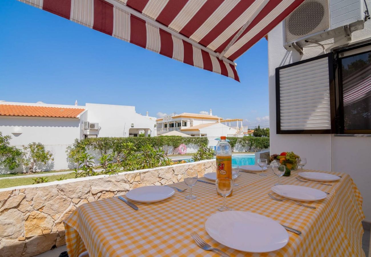 Villa in Guia - Rosa dos Ventos