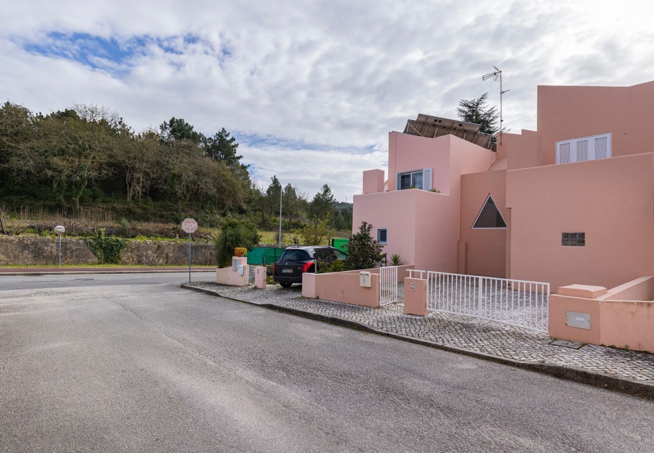 House in Óbidos - Hidden garden near the castle