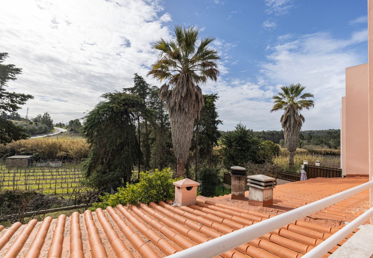 House in Óbidos - Hidden garden near the castle
