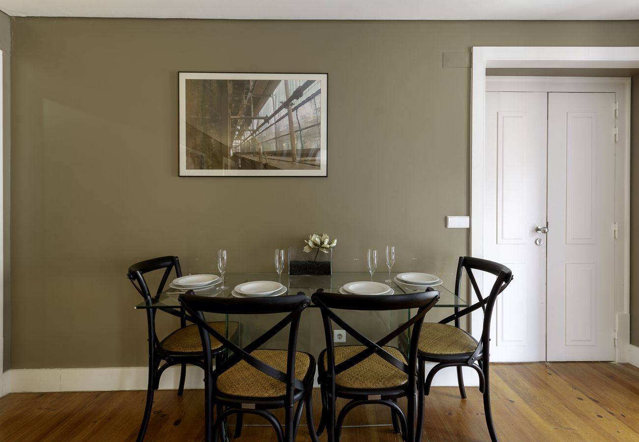 Apartment in Lisbon - Dockside Apartment by Innkeeper
