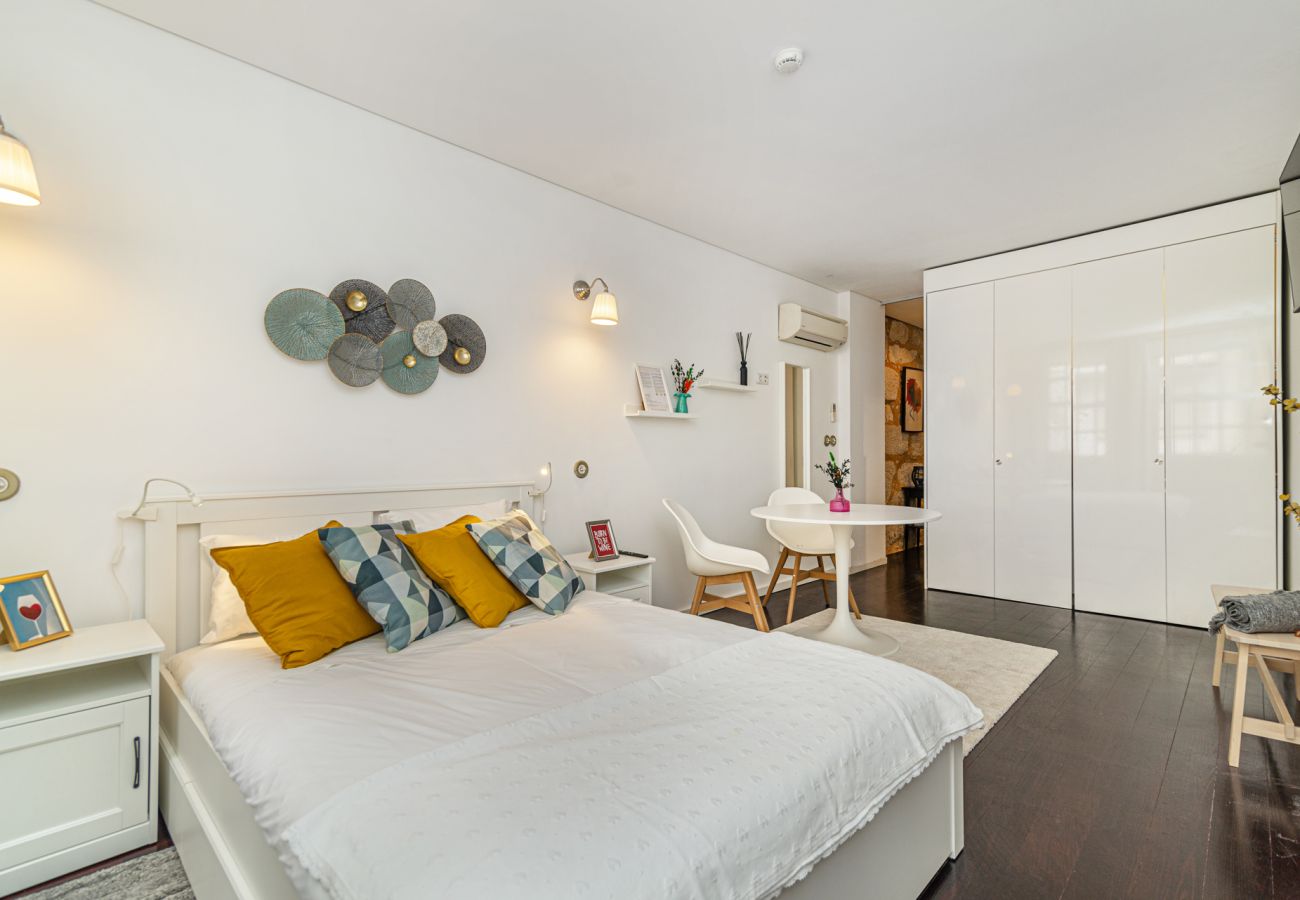 Apartment in Vila Nova de Gaia - Taylors Apartment by Innkeeper