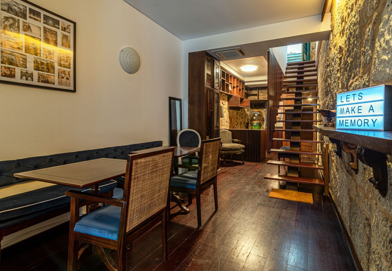 Apartment in Vila Nova de Gaia - Taylors Apartment by Innkeeper