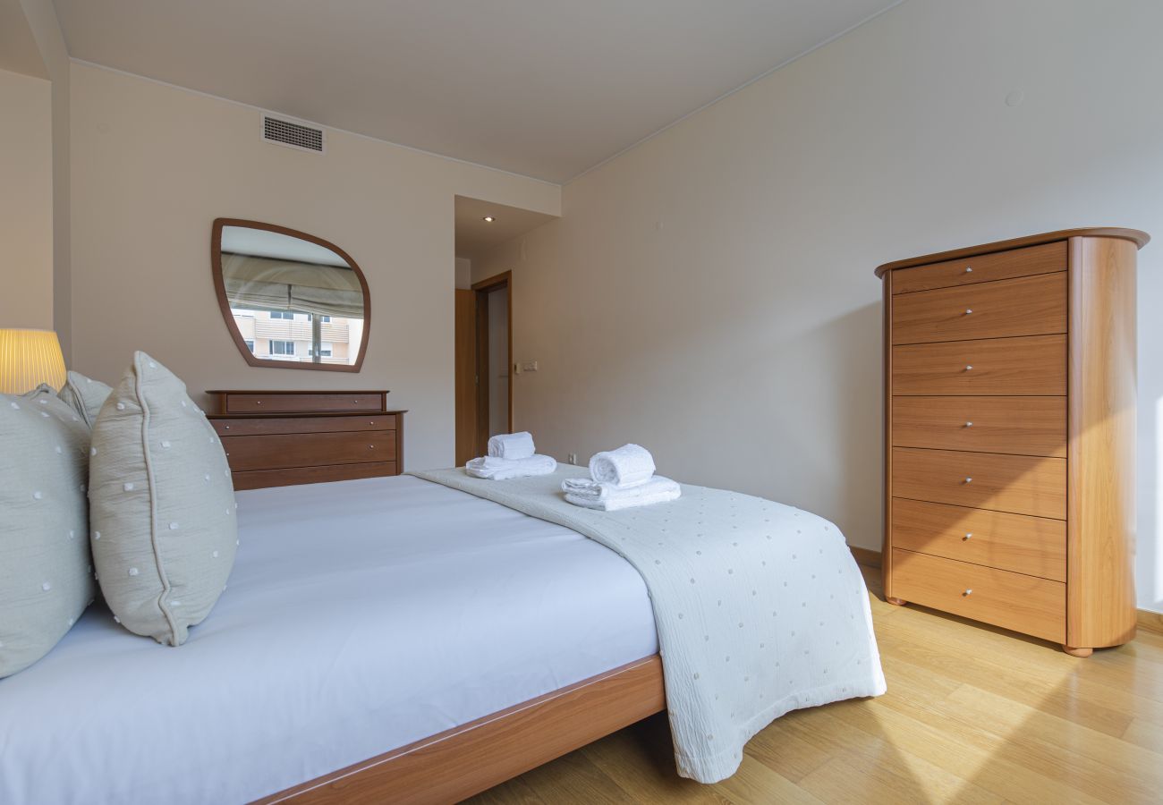Apartment in Lisbon - 2 Bedroom Large Apartment by Innkeeper