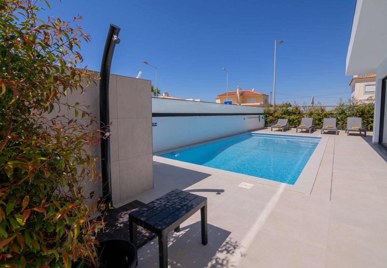 House in Guia - Sirius House by Innkeeper