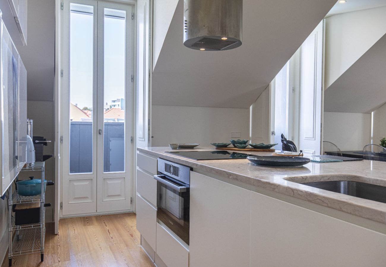 Apartment in Lisbon - Lagares 74 by Innkeeper