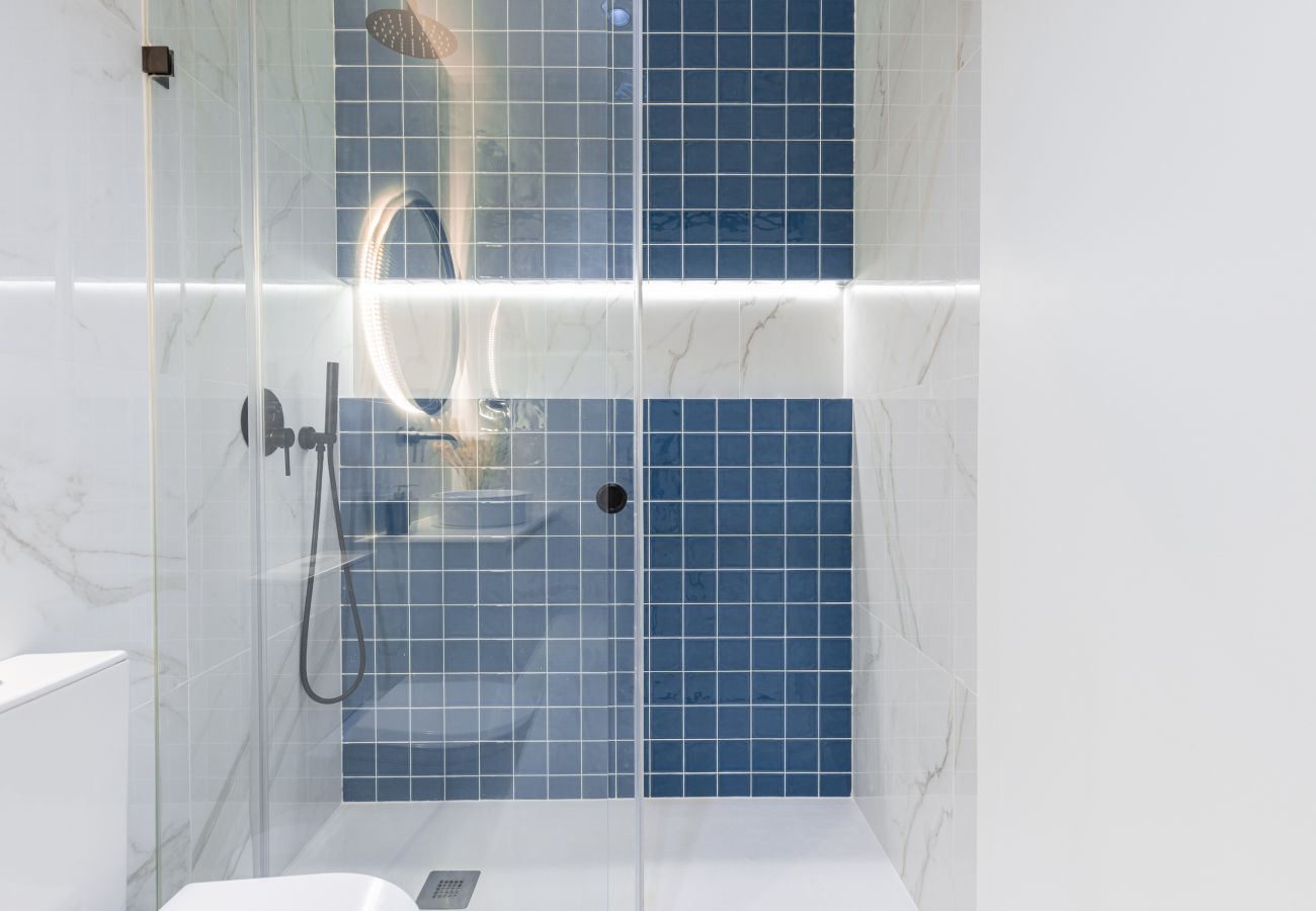 Apartment in Lisbon - City Bright Apartment by Innkeeper