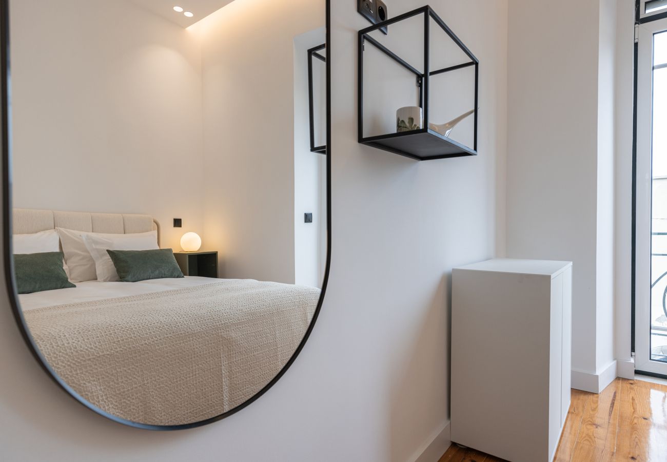 Apartment in Lisbon - City Bright Apartment by Innkeeper