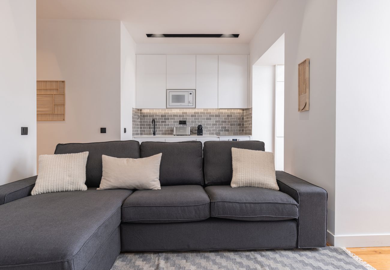 Apartment in Lisbon - City Bright Apartment by Innkeeper