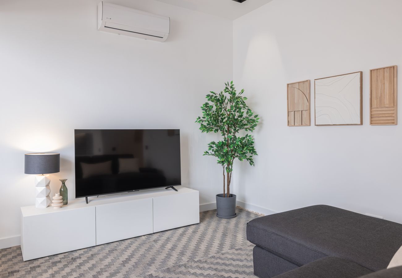 Apartment in Lisbon - City Bright Apartment by Innkeeper