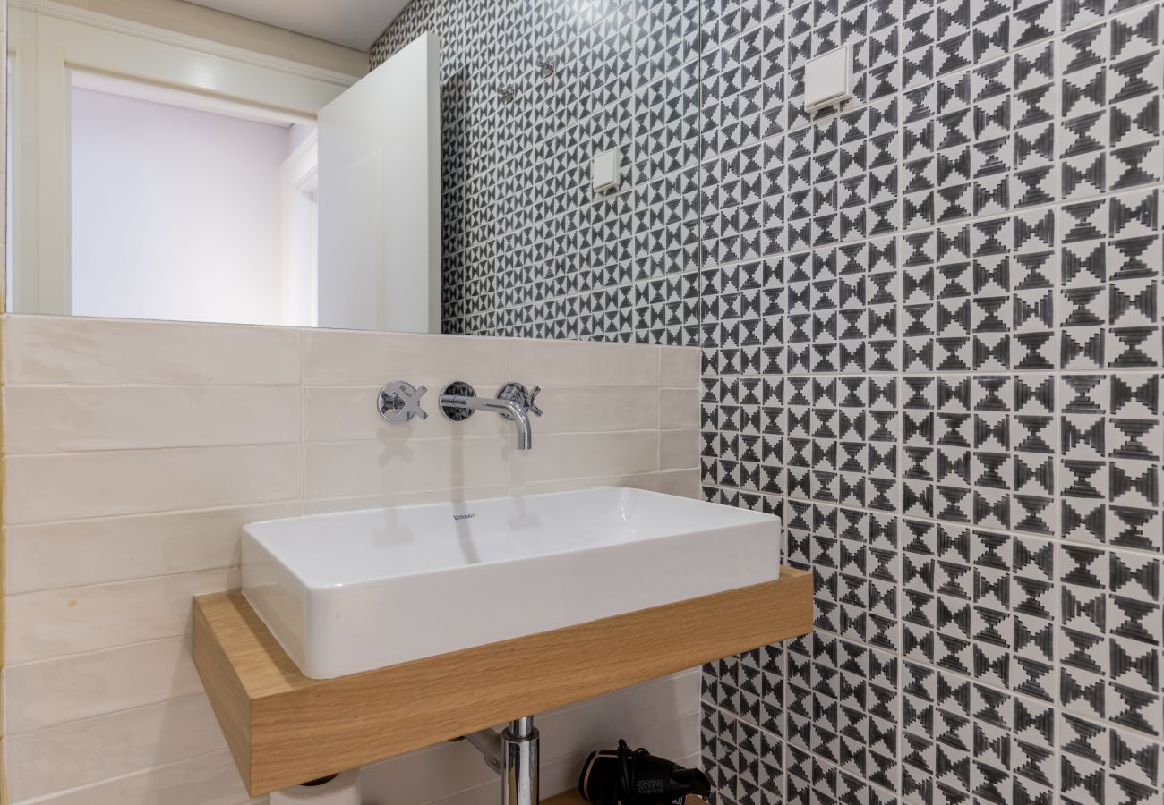 Apartment in Lisbon - Lisbon's Heart Apartment III