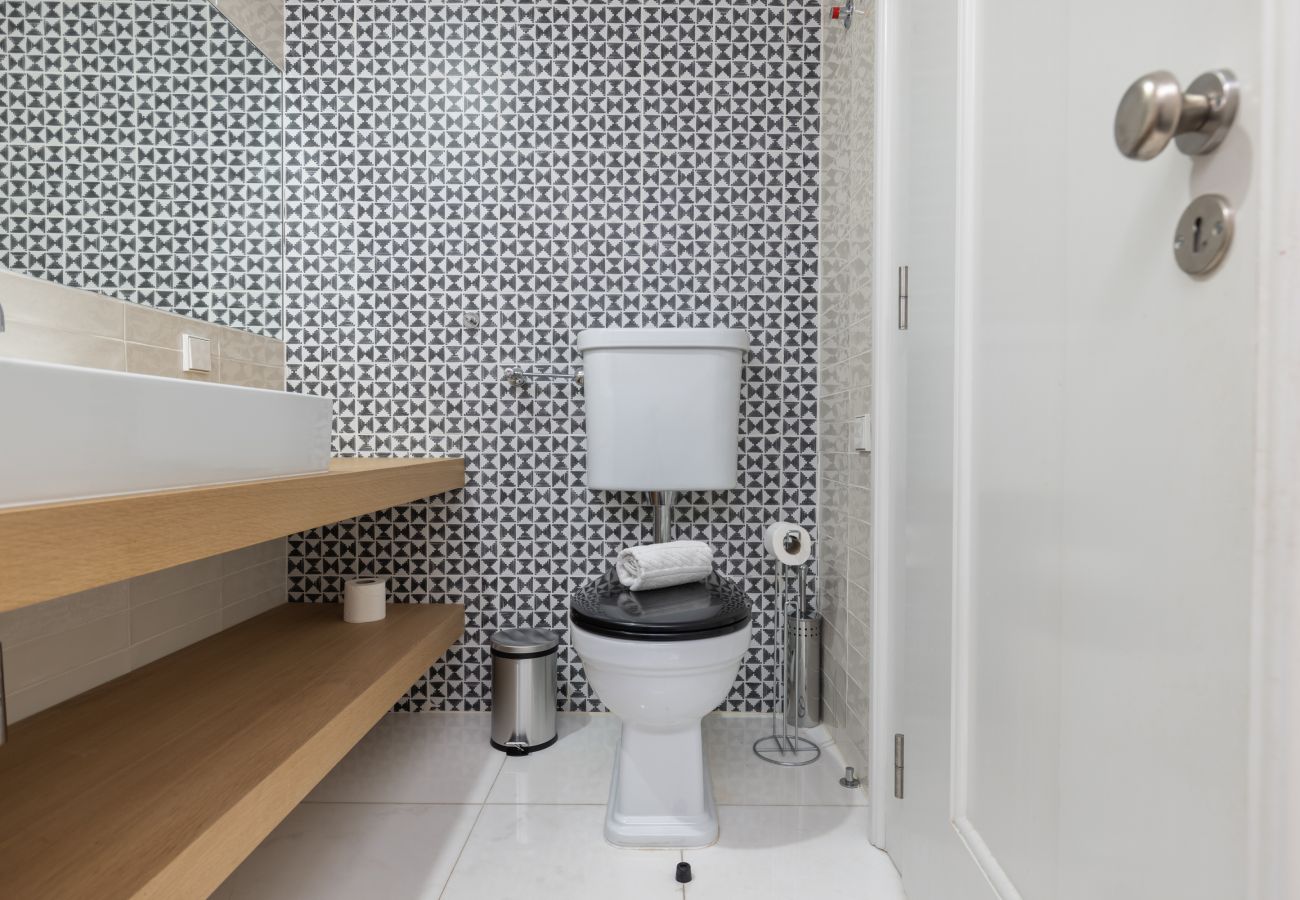 Apartment in Lisbon - Lisbon's Heart Apartment VI