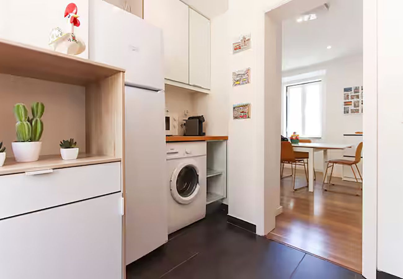 Apartment in Lisbon - Trendy Santos Apartment
