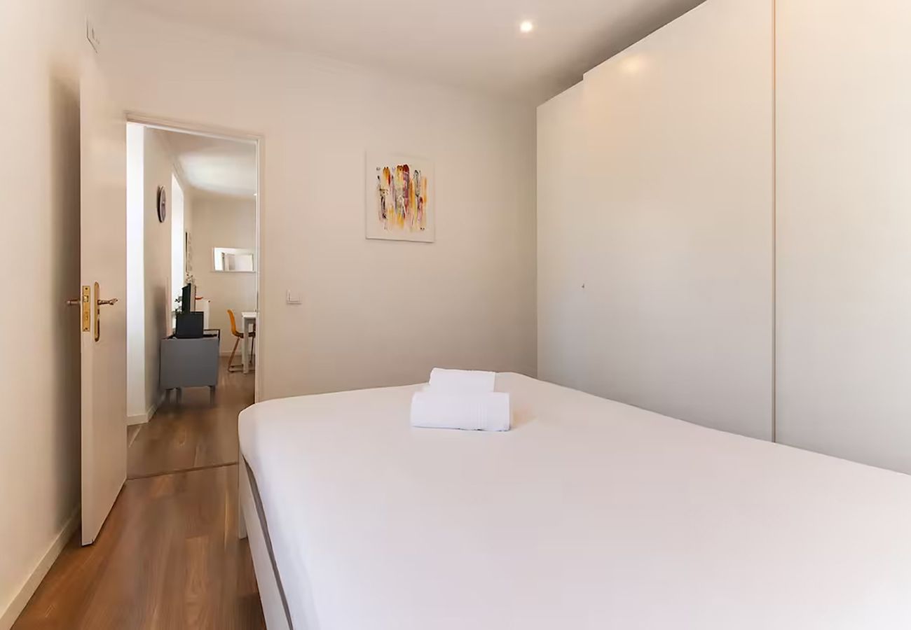 Apartment in Lisbon - Trendy Santos Apartment