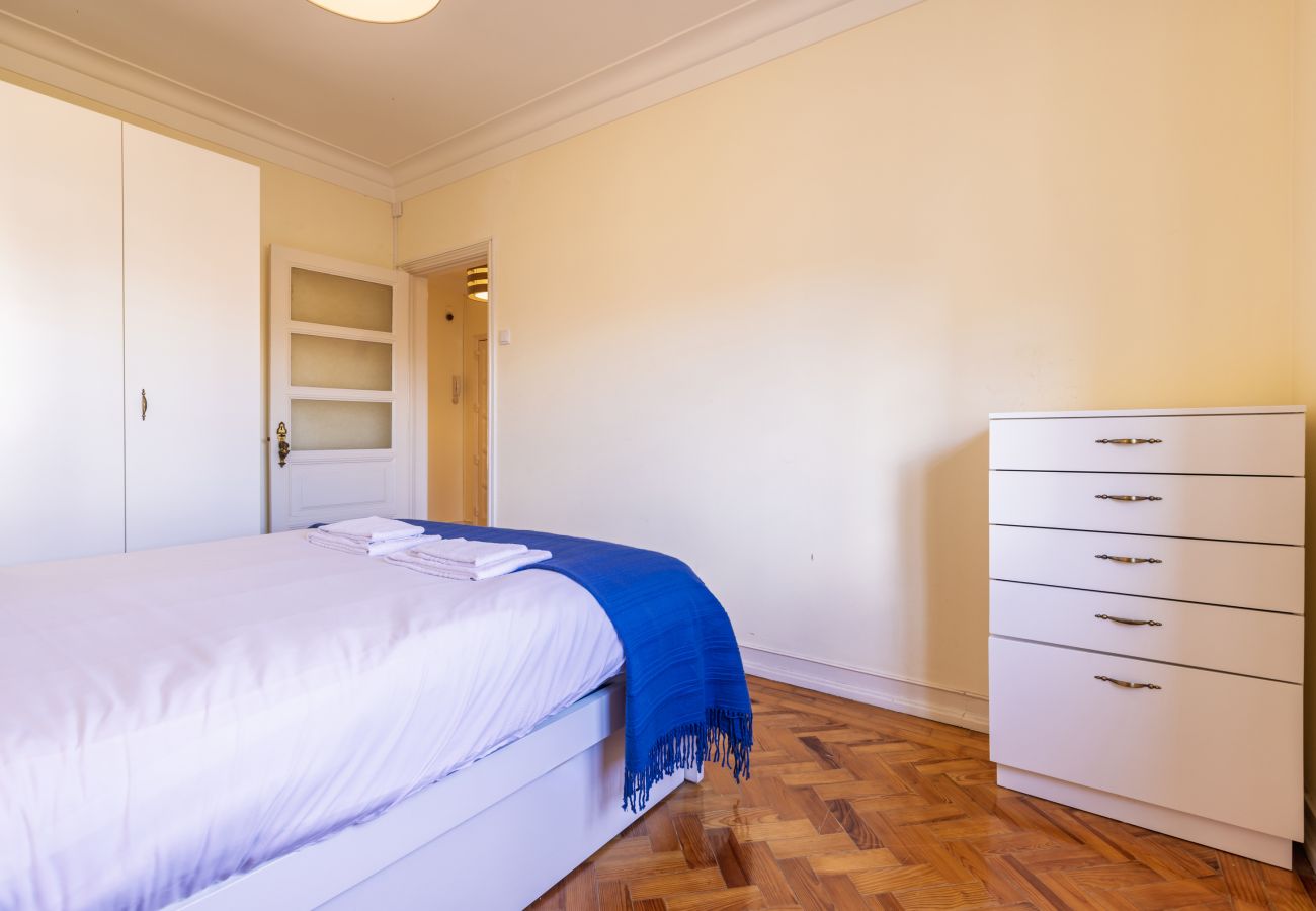 Apartment in Lisbon - Quiet retreat 