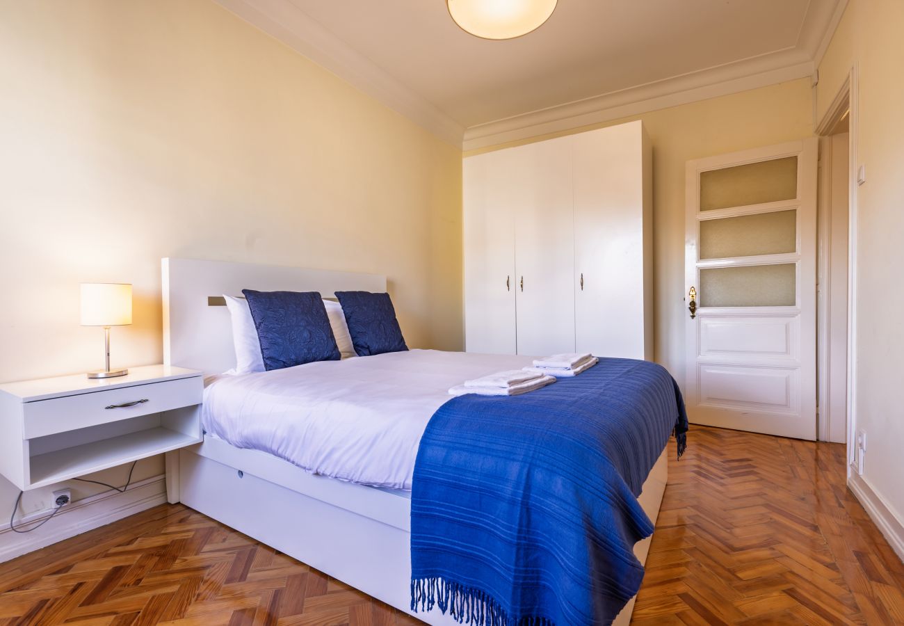 Apartment in Lisbon - Quiet retreat 