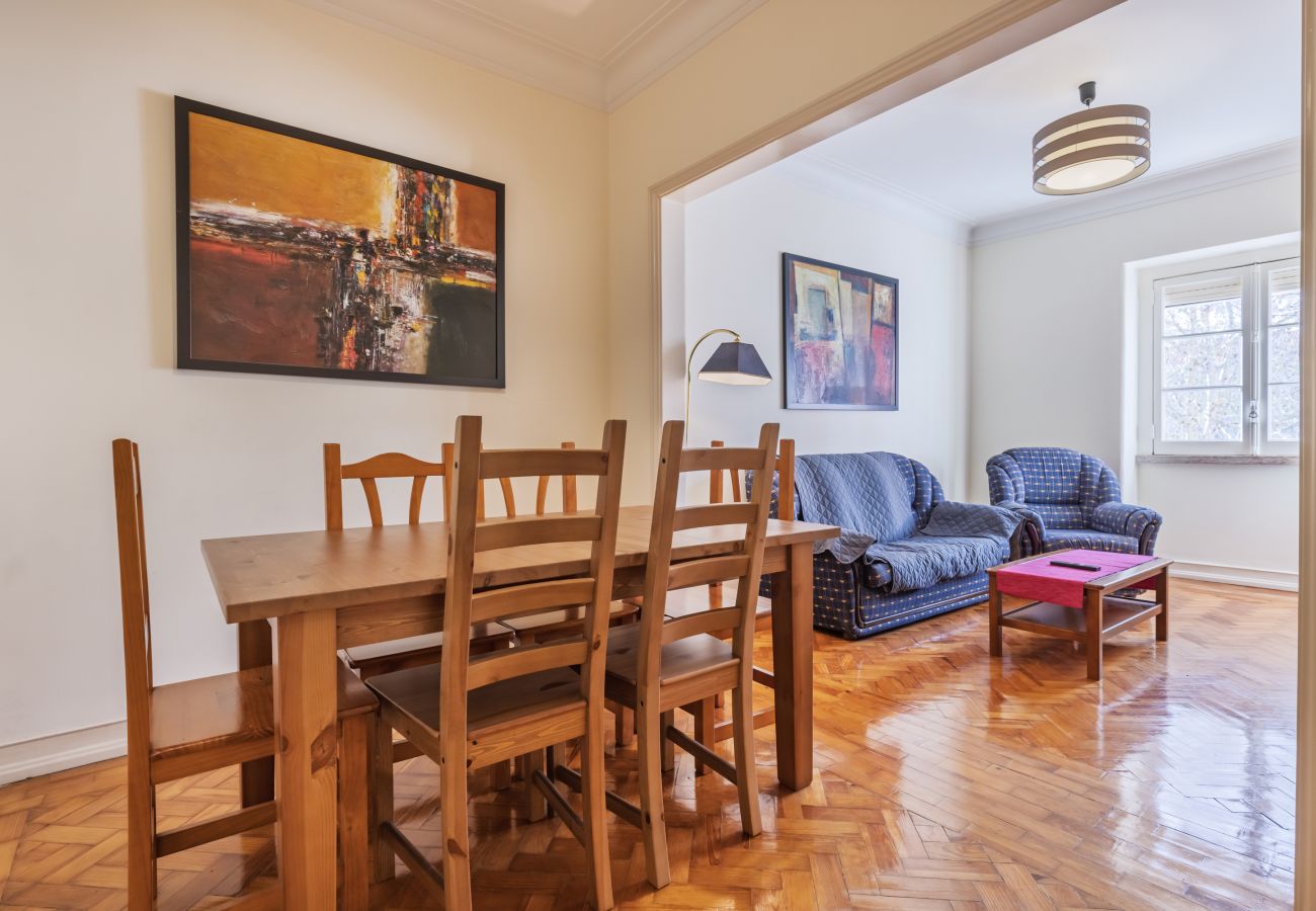 Apartment in Lisbon - Quiet retreat 