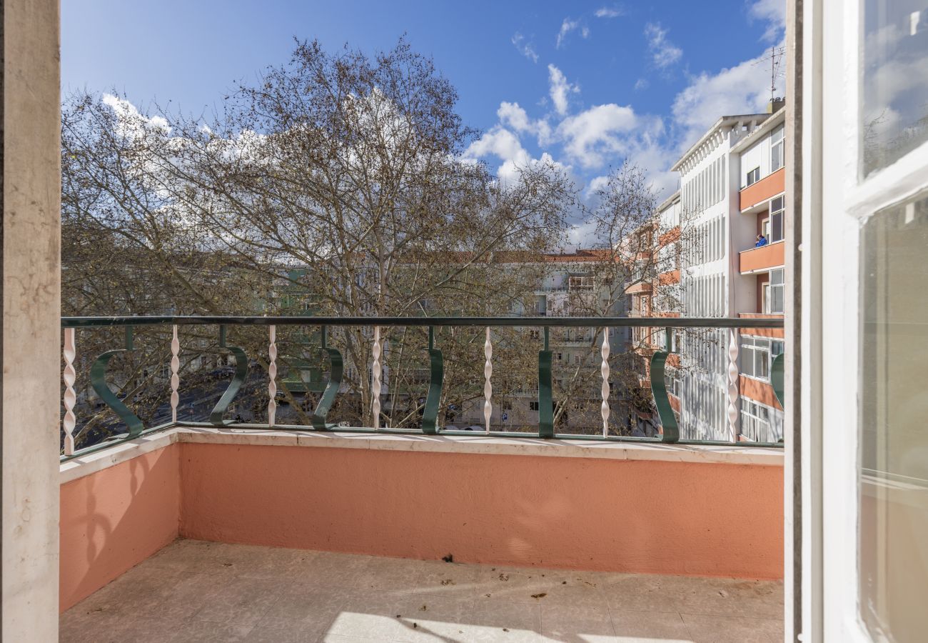 Apartment in Lisbon - Quiet retreat 