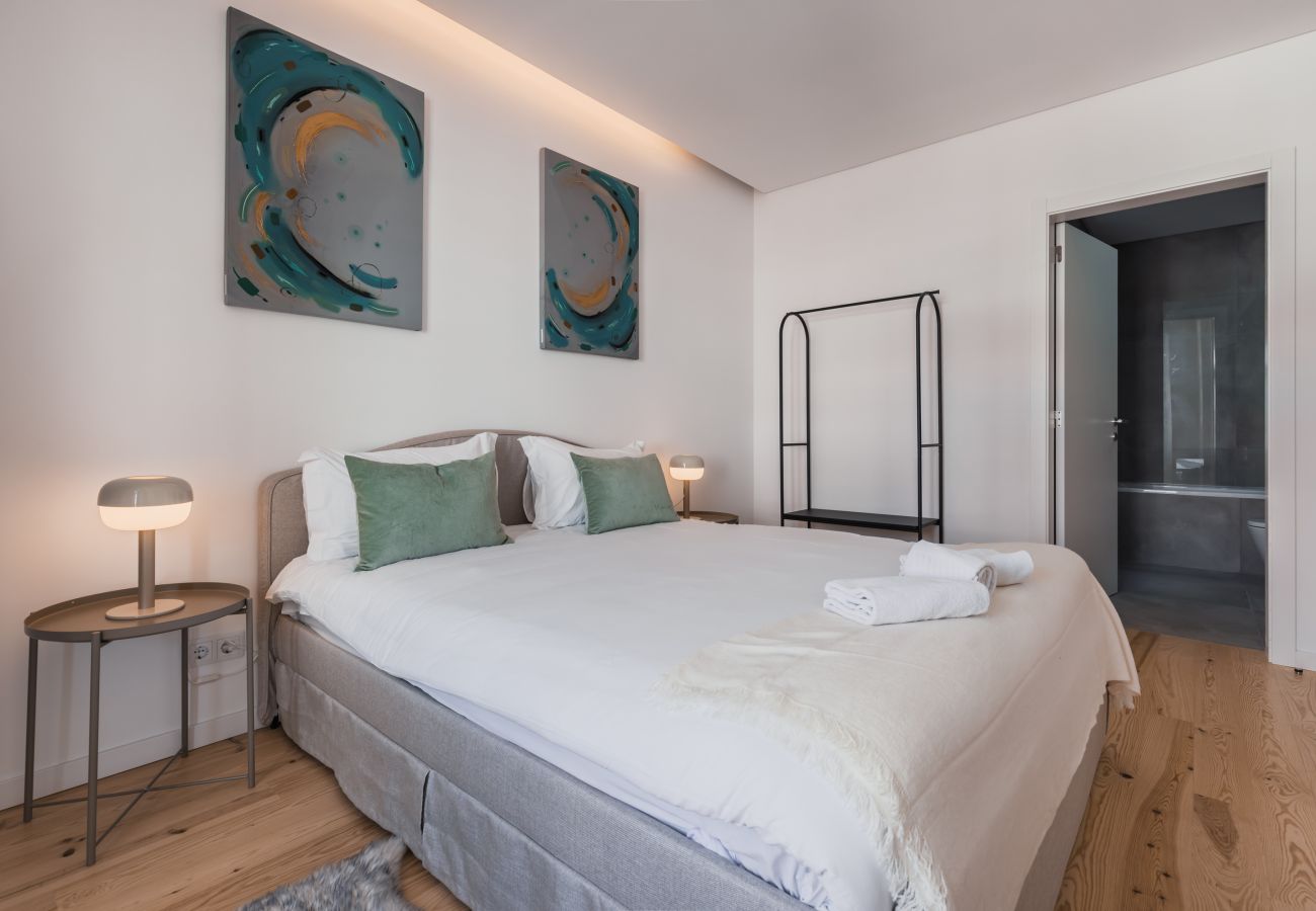 Apartment in Lisbon - Braga 10 II