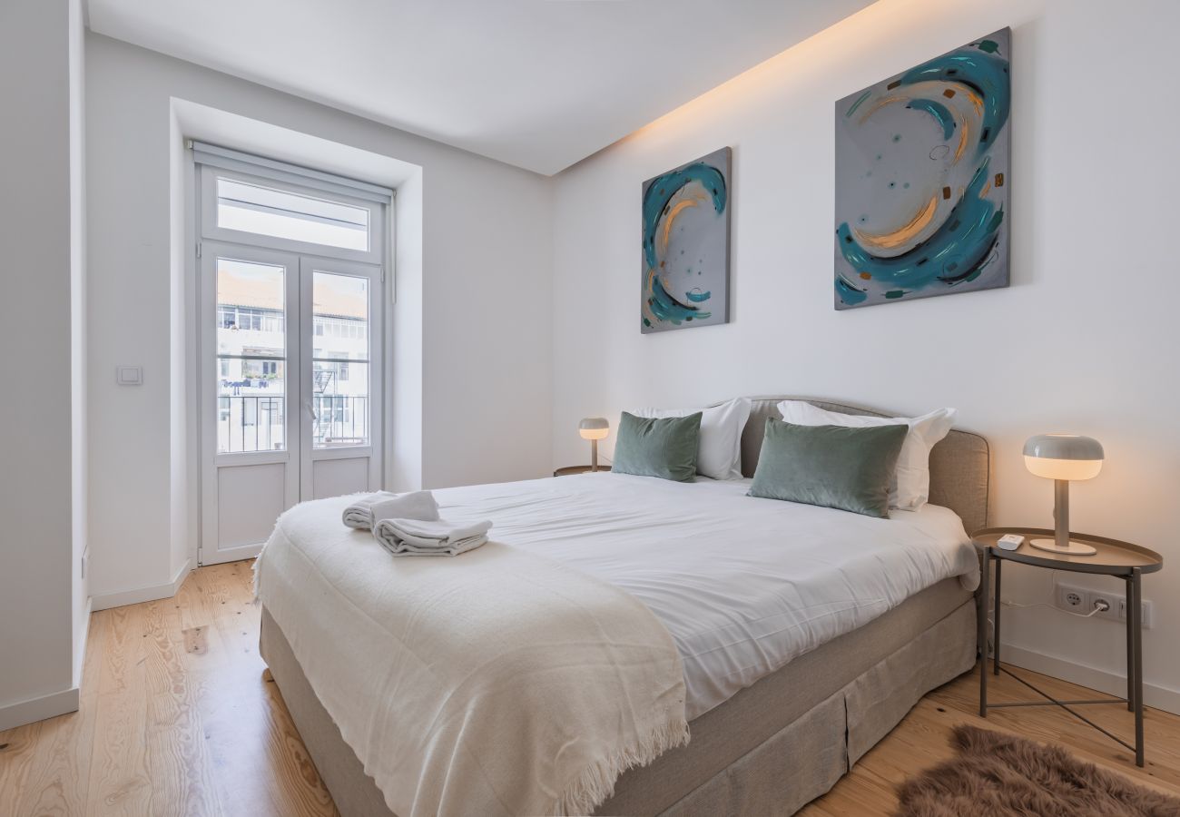 Apartment in Lisbon - Braga 10 II